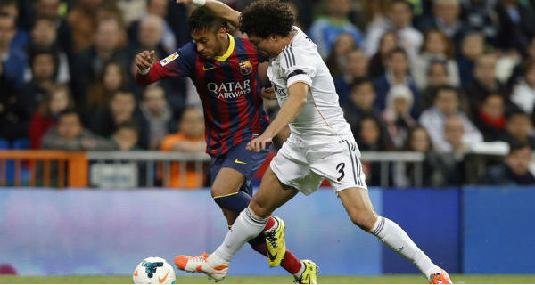 Pepe challenges Barcelona superstar Neymar