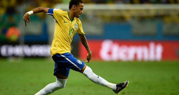 Neymar carrying